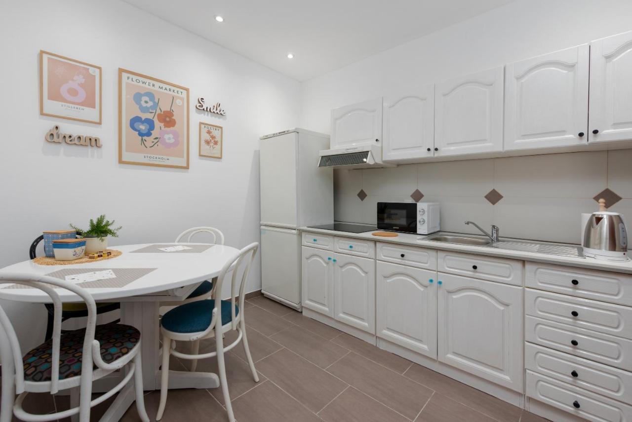 Studio Apartment Lu Rupa Zewnętrze zdjęcie